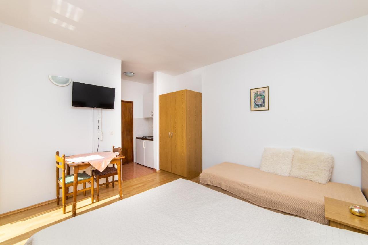 Apartments Slavena Gradac  Exteriér fotografie